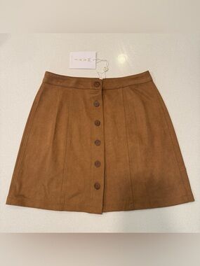 WAYF Button Front Faux Suede Mini Skirt! NWT buttery soft must have! Size small